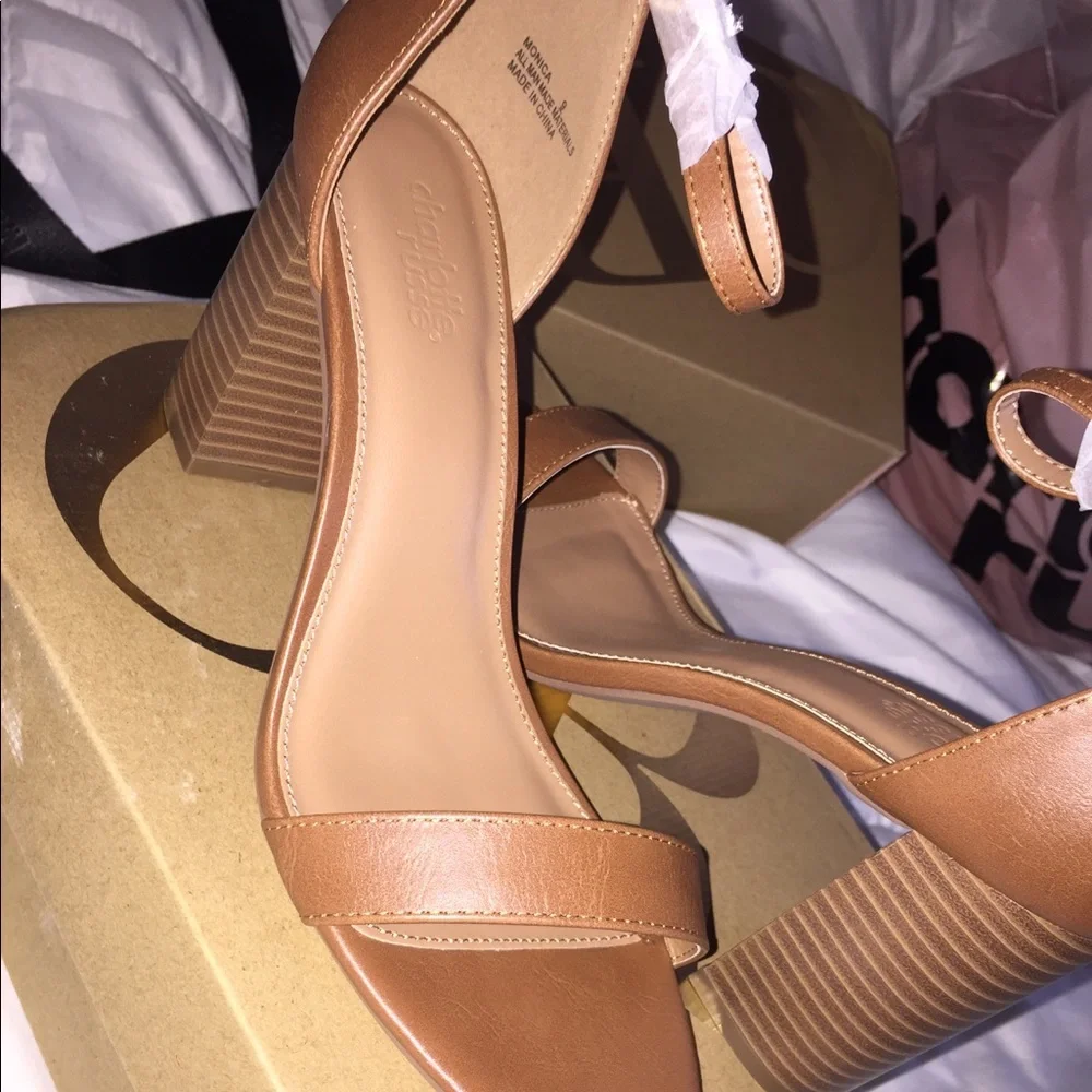 Chunky heel/tan - Picture 3 of 4